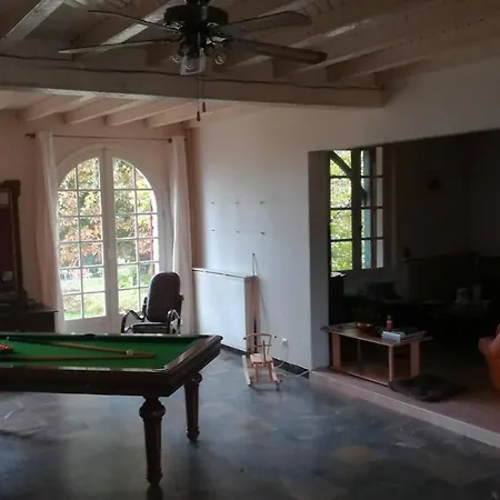 Les Quatre Vents Bed and Breakfast Montpon-Menesterol
