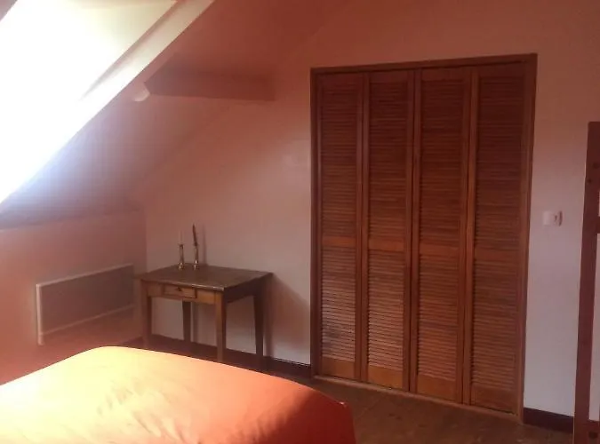 Les Quatre Vents Frühstückspension Montpon-Menesterol